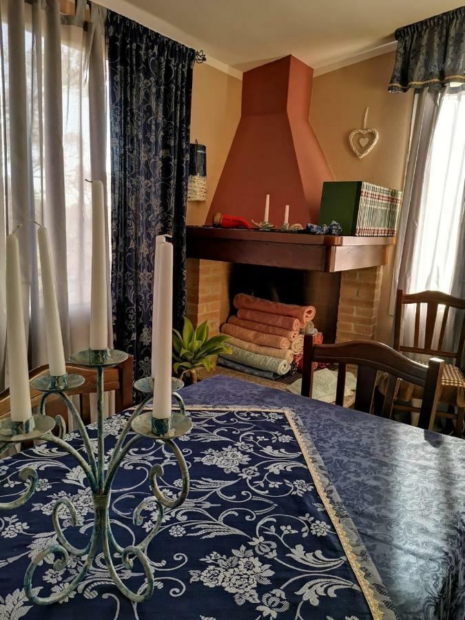Casa Vacanze Richi&Michi Chia Villa ภายนอก รูปภาพ